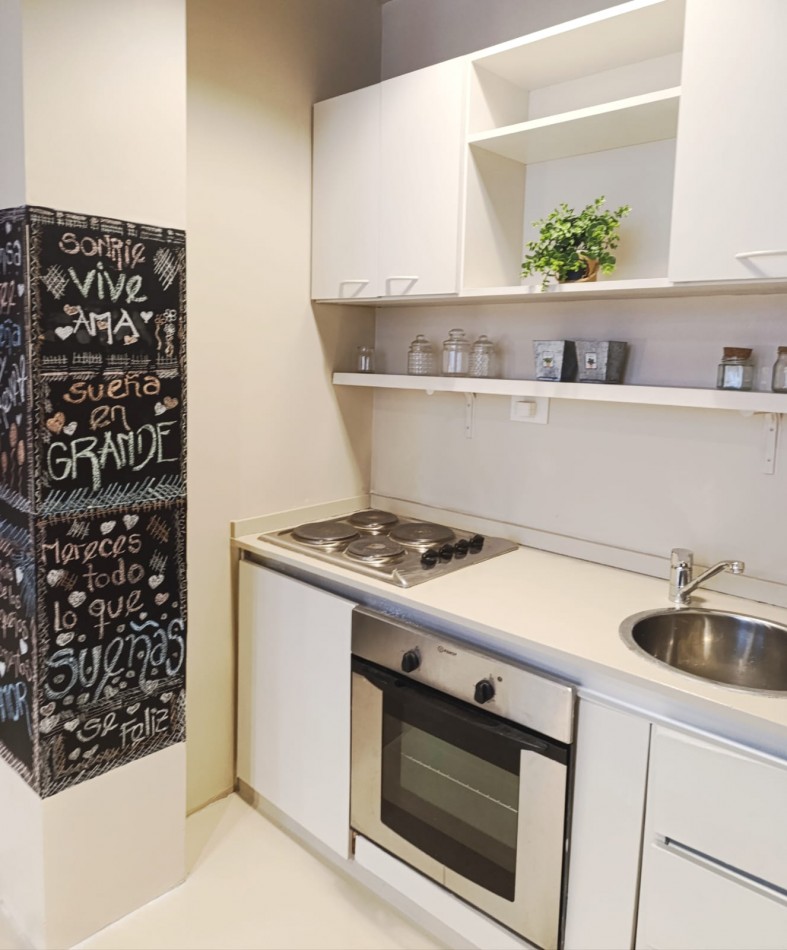 Alquiler temporario 2 Ambientes Duplex, Cespedes 3500, Colegiales