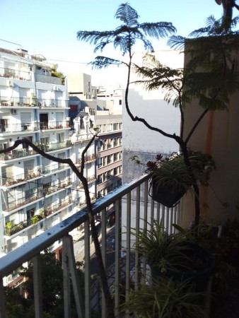 Venta Monoambiente con Balcon, Tte. Gral. J. Domingo Peron 1400, Centro