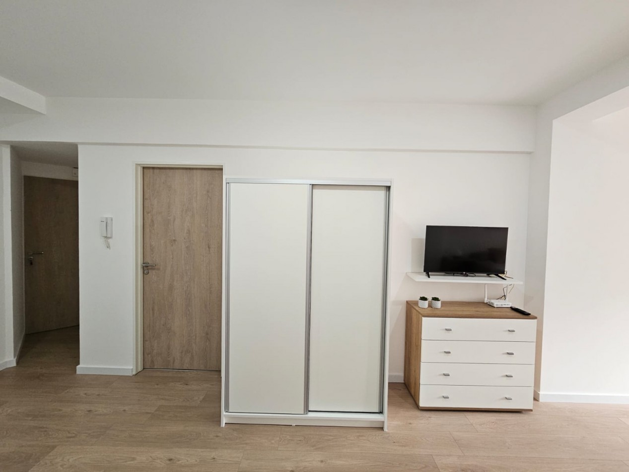 Alquiler Temporario Monoambiente Luminoso, Don Bosco 4100, Almagro. 3