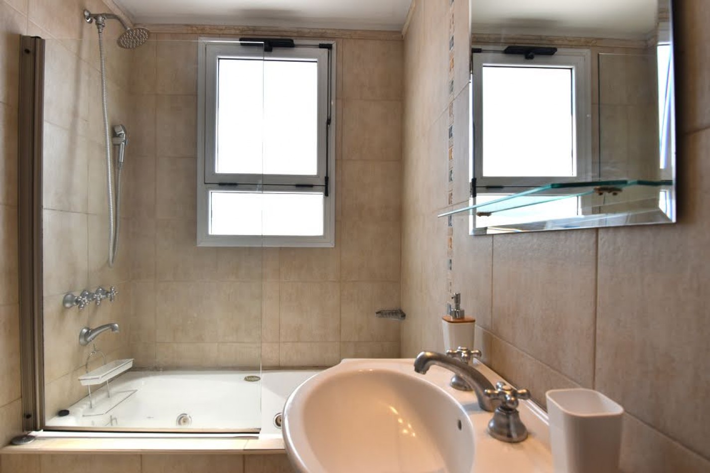 Alquiler Temporario 2 Ambientes, Peña y Azcuenaga, Recoleta