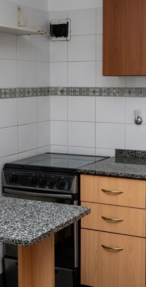 Alquiler Anual 2 Ambientes sin muebles, Guemes y Salguero, Palermo