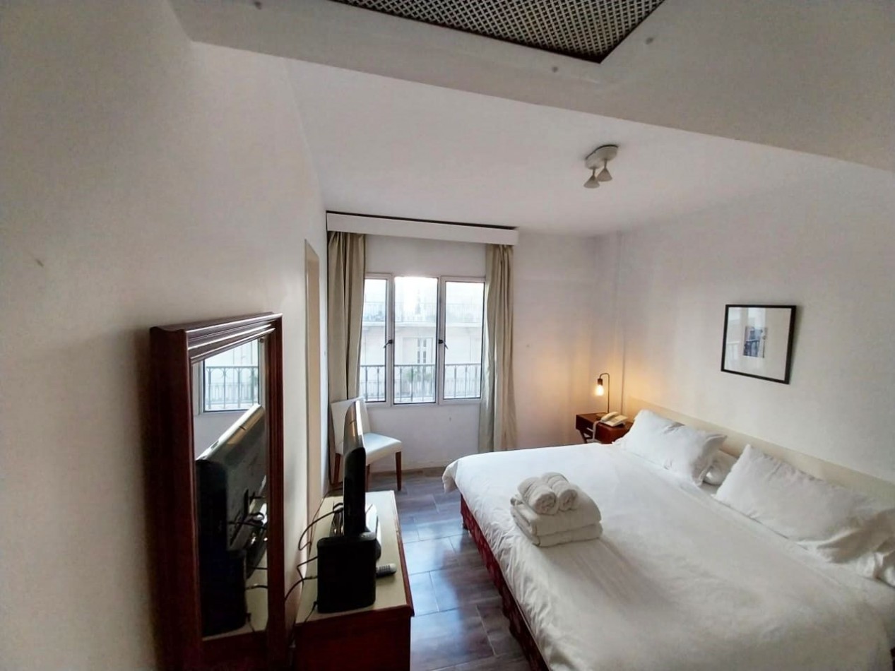 Alquiler Temporario Ambiente y Medio. Arenales 800, Recoleta