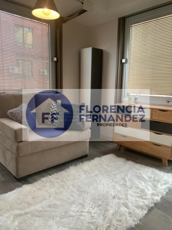 Alquiler Temporario Monoambiente, Esmeralda 700, 2. Centro