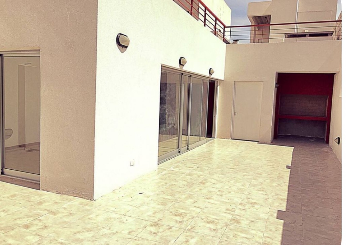 Impecable y Moderno Monoambiente en Venta, Cochabamba 800, entre Piedras y Tacuari